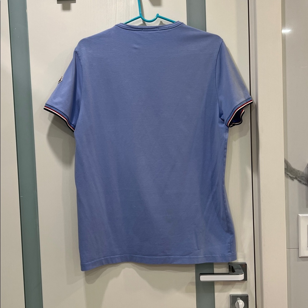 🚨SEND OFFERS🚨Moncler Men’s Blue Short Sleeve Tee - Picture 4 of 4